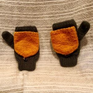 Woven mittens!